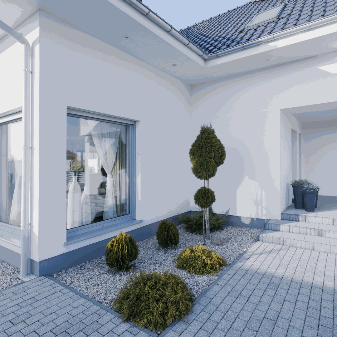 Exterior & Deck