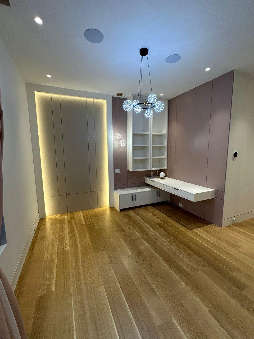 Refined room renovation